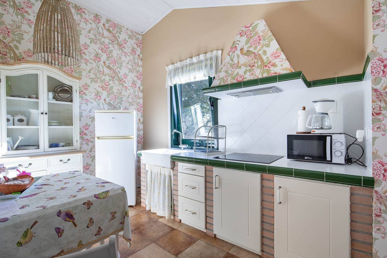 Landhaus 'Apartamento La Calleja' mit gemeinsamer Terrasse, Gemeinschaftsgarten und Wi-Fi in Arzúa, La Coruña Provinz