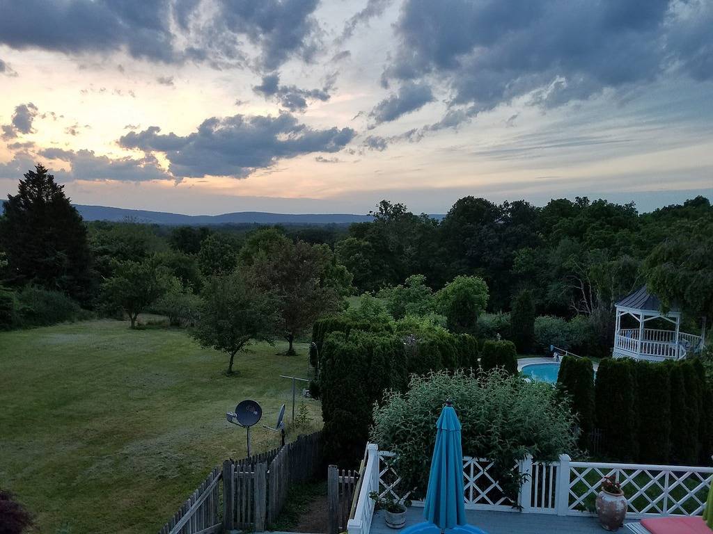 Bed And Breakfast for 2 Guests in Northern Virginia, Virginia