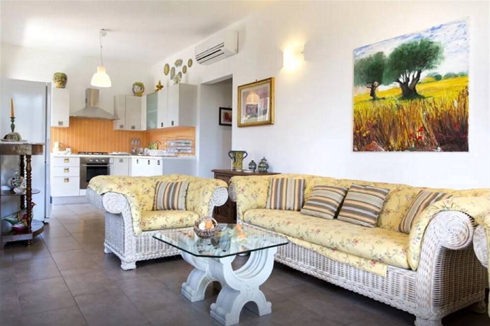 Loft per 4 Persone in Spiaggia di Mondello, Mondello
