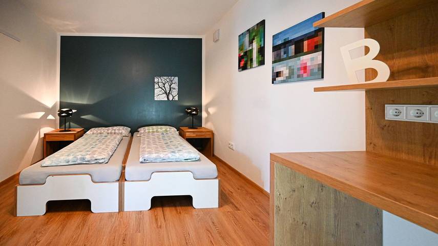 Ferienwohnung für 4 Personen, mit Balkon und Garten sowie Ausblick in Friedrichshafen - 4