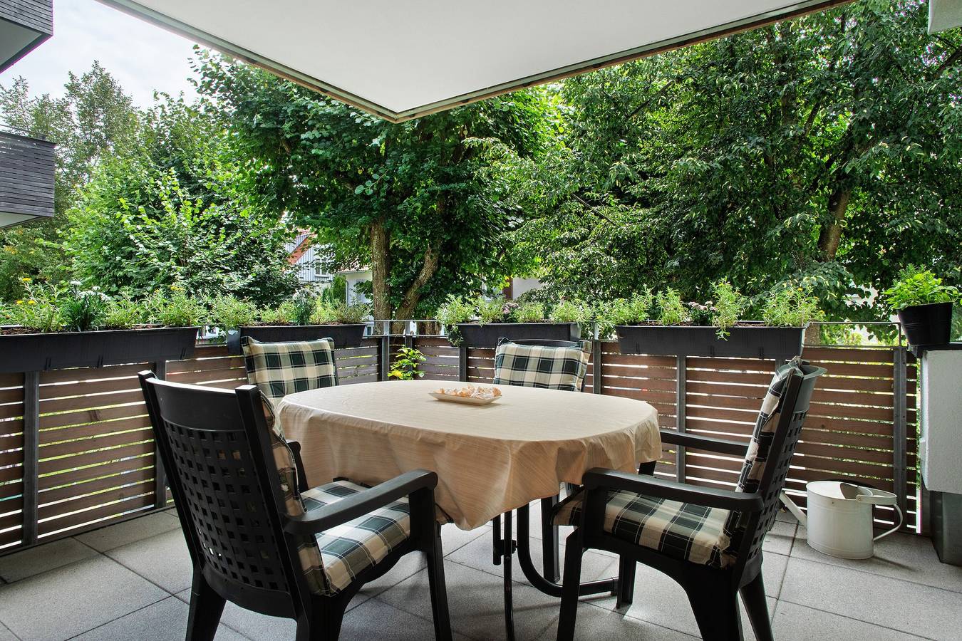 Ganze Wohnung, 'Annette's Luxuswohnung Am Stadtpark' mit Privatterrasse und Wi-Fi in Friedrichshafen, Region Bodensee-Oberschwaben