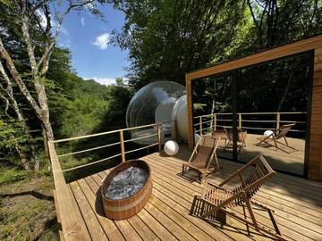 Cottage pour 6 personnes, avec vue et terrasse, animaux acceptés à Pompignac