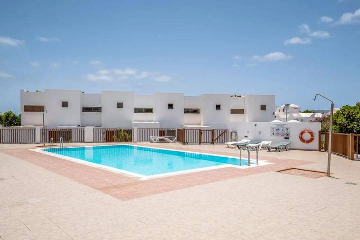 Villa for 4 people, with pool and balcony, child-friendly in Puerto del Carmen