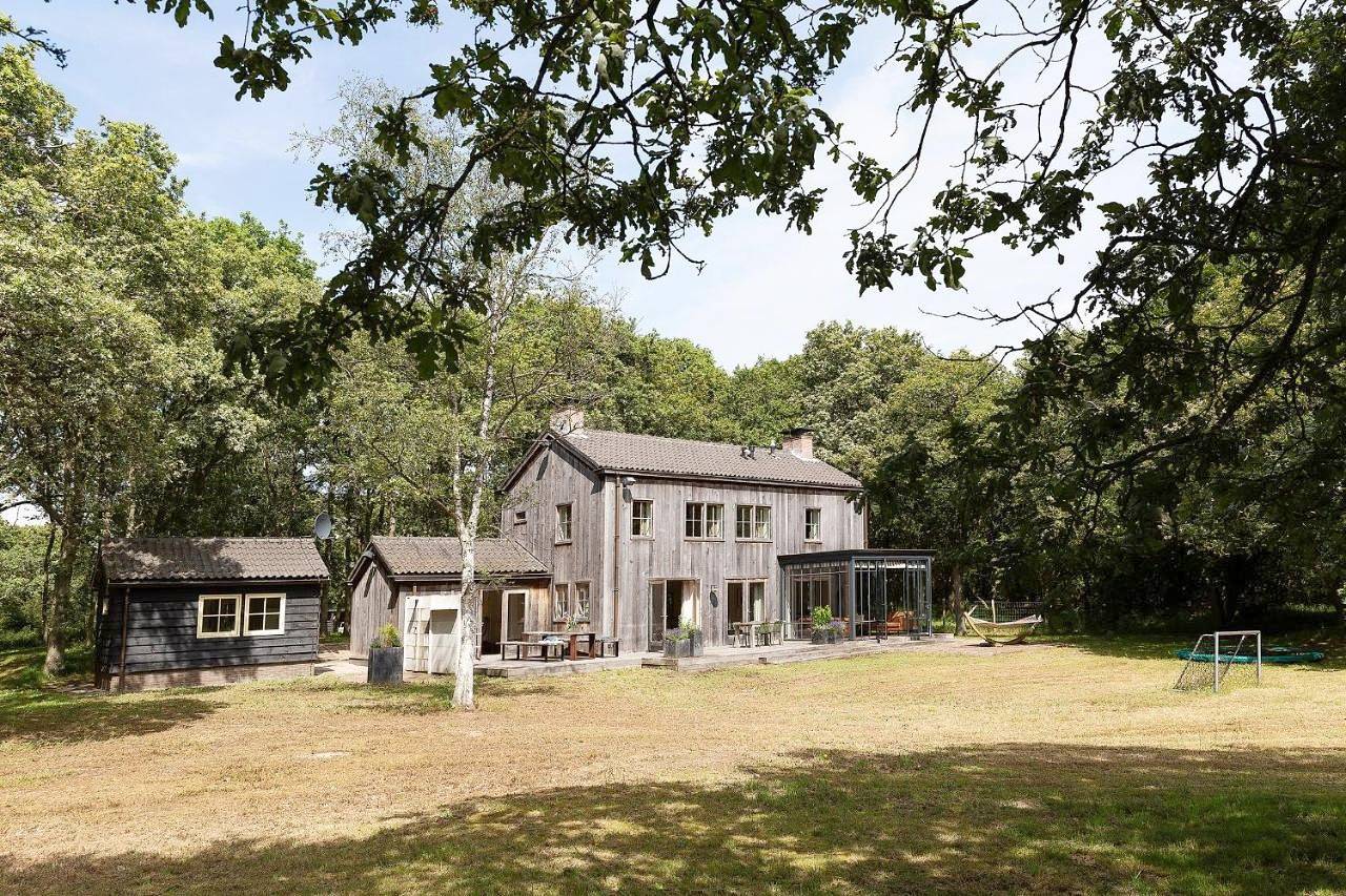 Four-Bedroom House in IJmuiden, Nationaal Park Zuid-Kennemerland