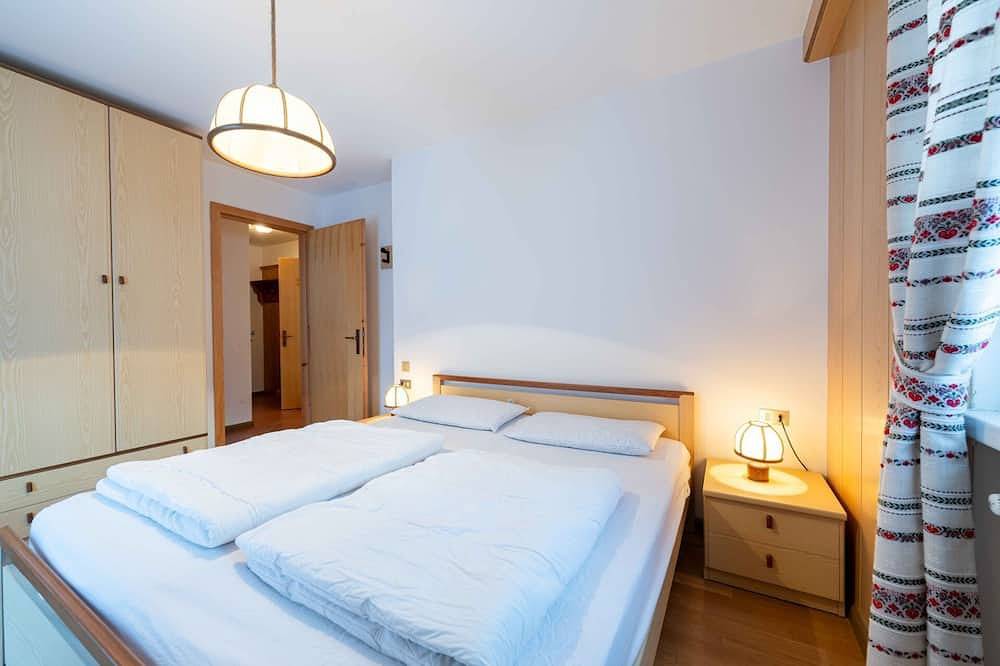 Ganze Wohnung, \"Pleasant apartment in a well-maintained setting\" in Penia, Canazei
