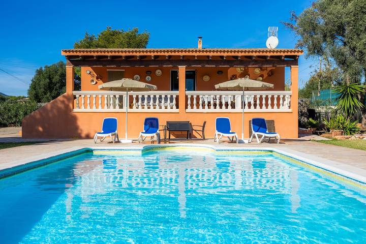 Finca mit Meerblick für 4 Personen, mit Garten in Portocolom