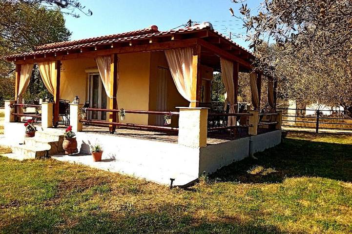 Cottage für 4 Personen, mit Garten und Balkon - 1