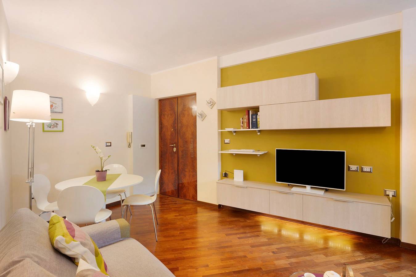 Apartamento entero, Apartamento "Central Apartment - Salerno" cerca del mar con Wi-Fi in Salerno, Costa tirrenica campania