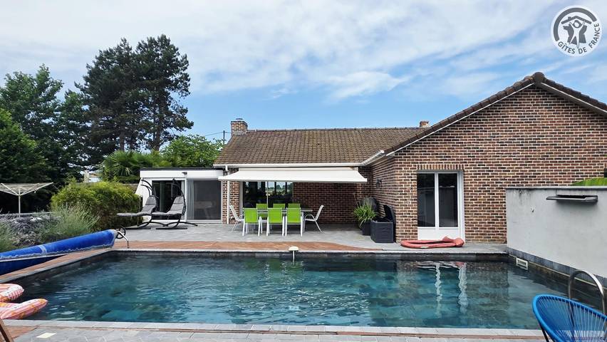 Gîte für 8 Personen, mit Terrasse und Garten sowie Pool