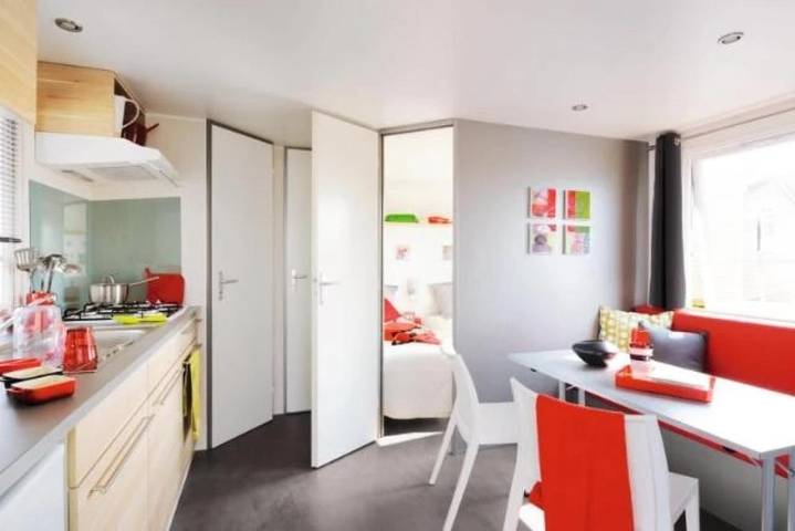 Location de vacances pour 4 personnes, avec piscine et jacuzzi à Saint-Sulpice-de-Mareuil - 3