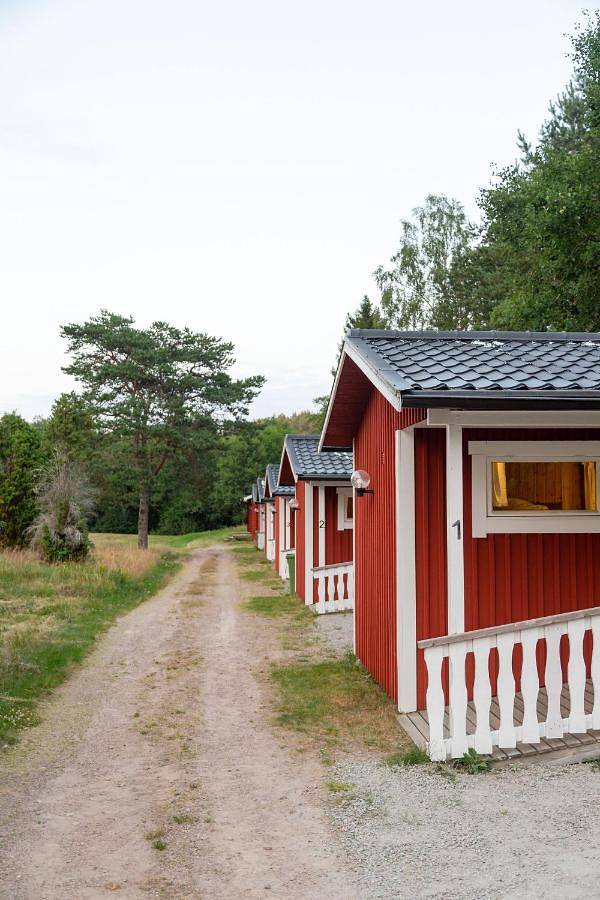 Glamping voor 8 personen, met terras en tuin in Zweden