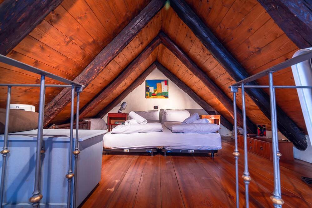 Ganze Wohnung, Centovalli Rustic near Locarno in Centovalli, Tessiner Alpen