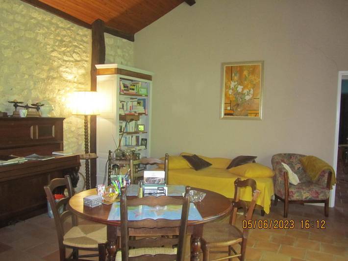 Casa de huéspedes 'La Grange Aux Livres' con jardín compartido y Wi-Fi in Mouzieys-Panens, Región de Albi