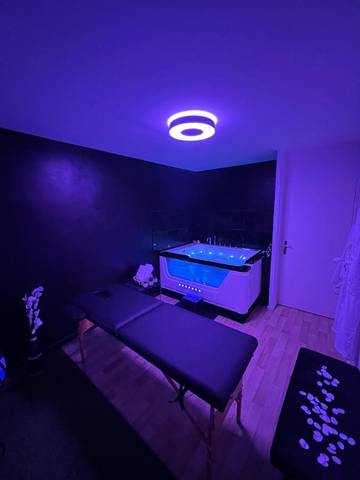 Gîte pour 2 personnes, avec jacuzzi et jardin, animaux acceptés à Vauréal (Val-d'Oise)