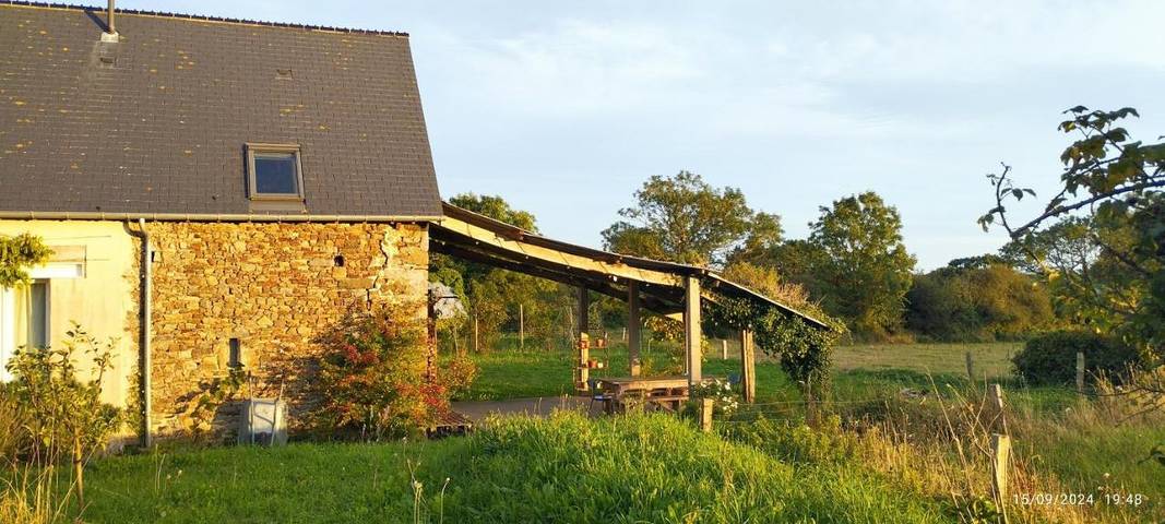 Location de vacances pour 8 personnes, avec vue et terrasse, animaux acceptés à Saint-Georges-de-la-Rivière - 2