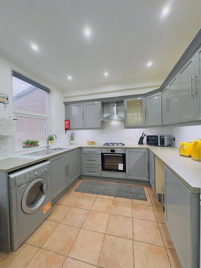 Apartment for 5 people, with garden in Coventry