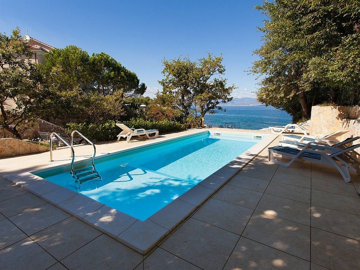 Apartment für 2 Personen am Strand in Vantačići in Vantacici, Krk