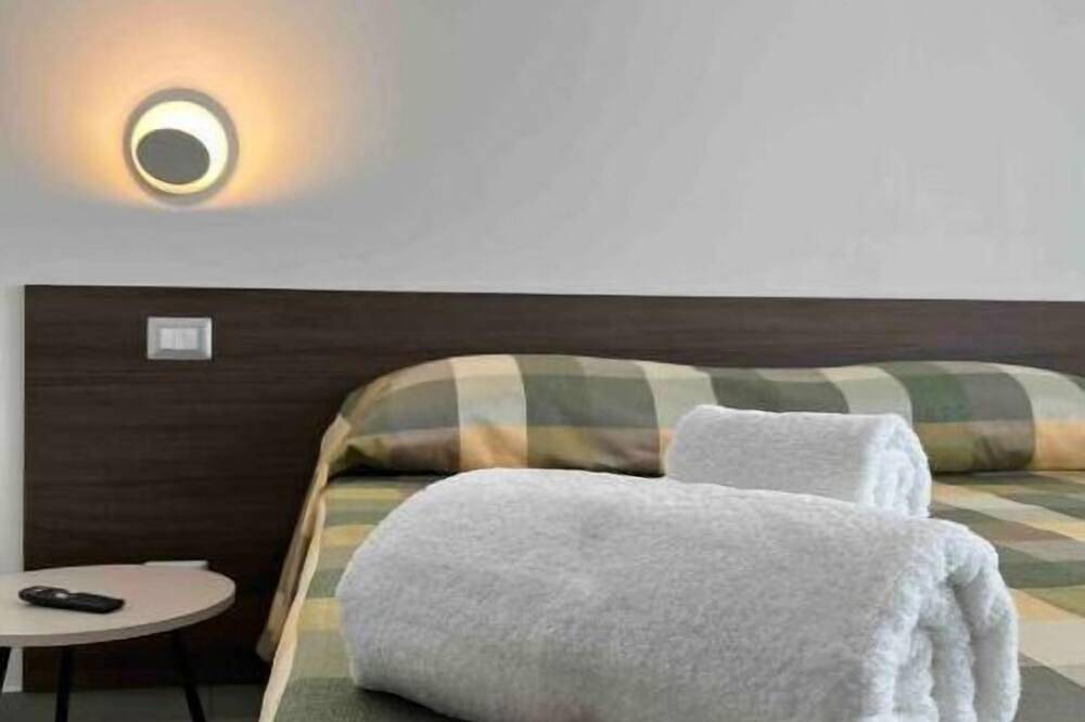 Ganze Wohnung, Centopassidamare Emerald in Formia, Latina Provinz