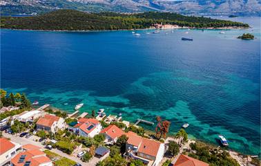 Holiday Apartment for 8 People in Lumbarda, Dalmatia, Photo 2