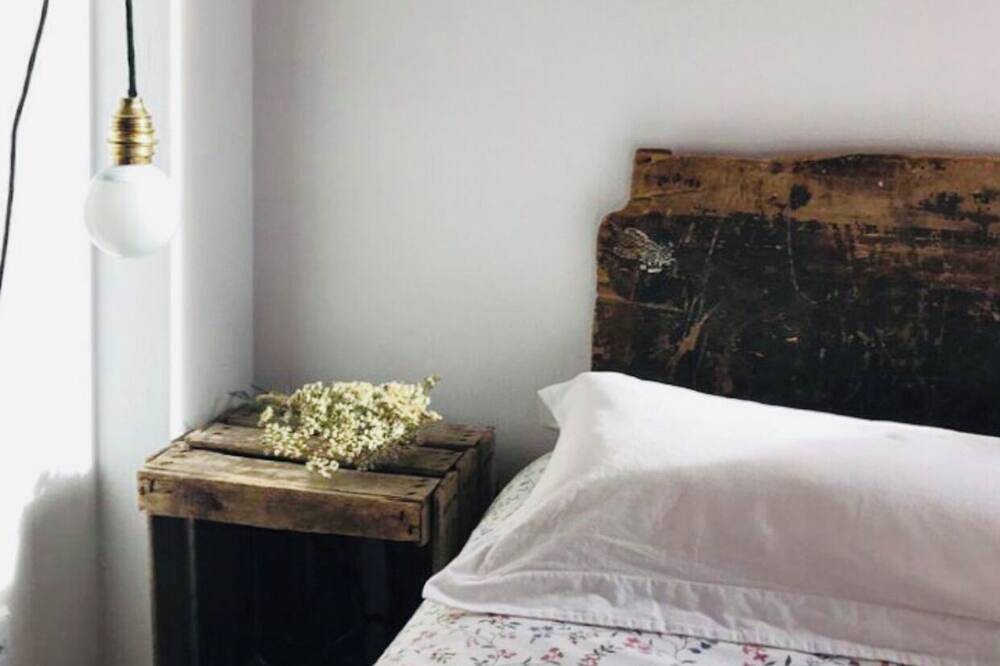 Entire apartment, Apartment with fireplace in Vielha-Baqueira in Vielha, Vielha e Mijaran