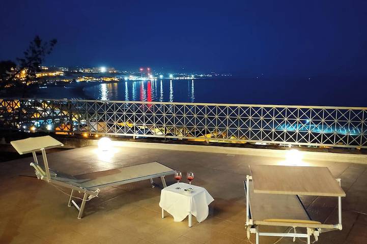 Villa pour 9 personnes, avec terrasse et jardin, animaux acceptés - 1
