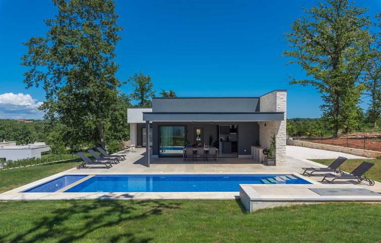 Ferienhaus für 6 Personen, mit Balkon/Terrasse und Terrasse sowie Garten und Pool in Sveti Petar u Šumi - 2