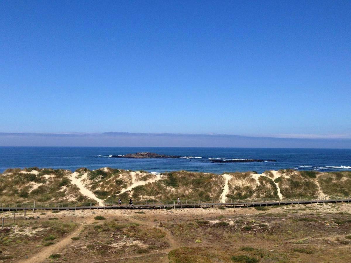 Appartement entier, Apartment with Sea View in Mindelo, District de Porto