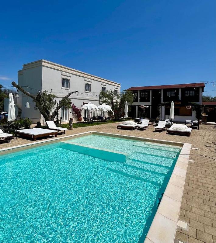 B&b per 2 persone, con Terrazza e Giardino nonché Piscina e Panorama a Mesagne