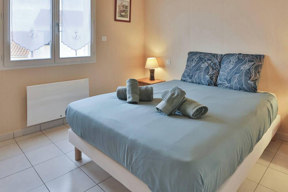 L'Échappée Chaumoise  Maison Cosy à 70m de la Plage in Les Sables-d'Olonne, Vendée