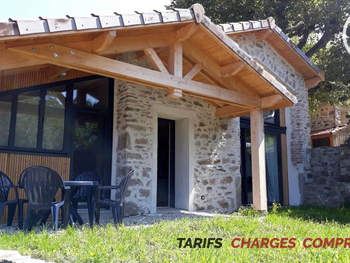 Gîte pour 4 personnes, avec Terrasse et Jardin