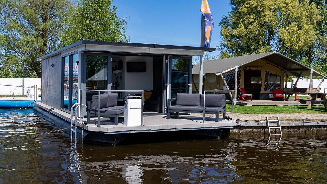 Boot für 4 Personen (30 m²) in Heeg in Heeg, Ijsselmeer