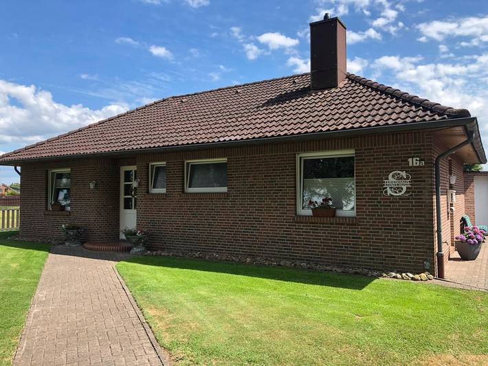 Ferienhaus für 4 Personen, mit Terrasse und Garten