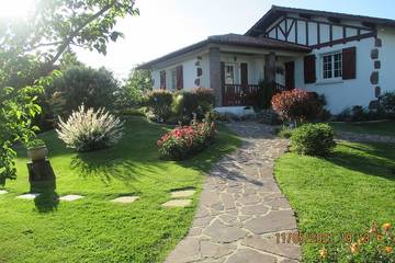 Gîte pour 4 personnes, avec terrasse et jardin à Ustaritz