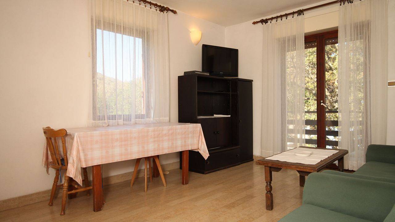 Ganze Ferienwohnung, Ferienwohnung für 7 Personen (79 m²) in Merašćica in Martinscica, Cres