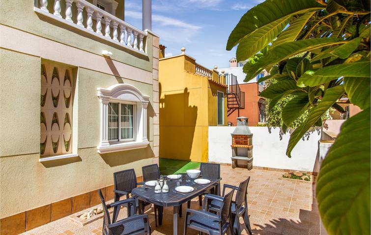 Location de vacances pour 4 personnes, avec terrasse et piscine à Gran Alacant - 2