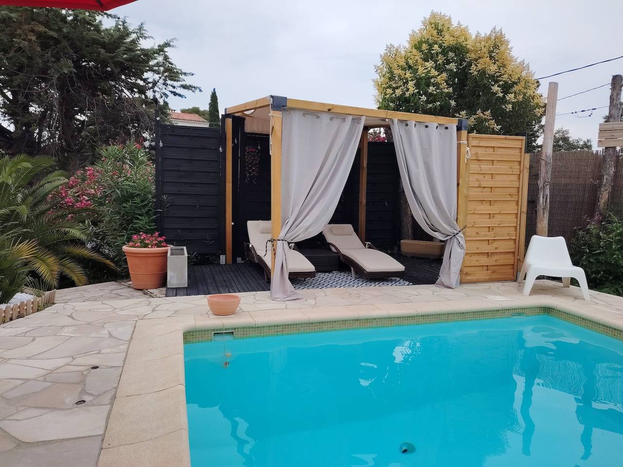 Appartement 'Ptit Coin De Paradis Plage Peguiere' met privézwembad, wifi en airconditioning, foto 6