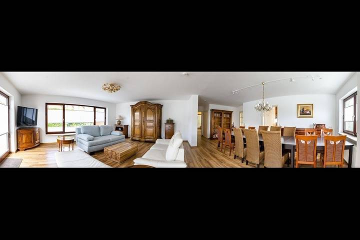 Ferienhaus für 12 Personen, mit Balkon und Terrasse sowie Garten und Sauna in Kaiserstuhl - 3