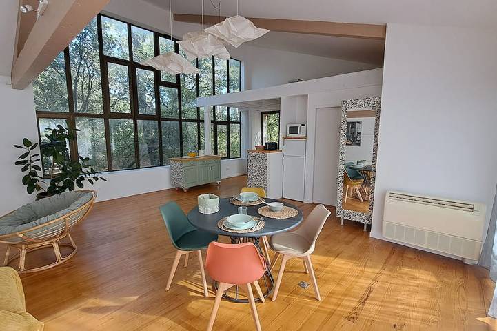 Location de vacances pour 2 personnes, avec terrasse à Saint-Paulet-de-Caisson