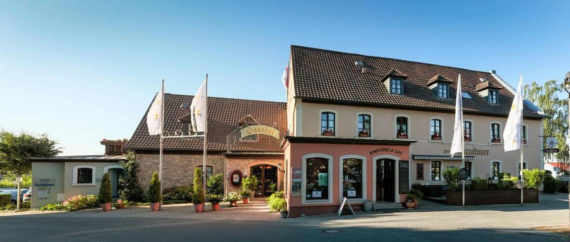 Hotel für 2 Personen, mit Terrasse und Garten sowie Sauna in Dettelbach