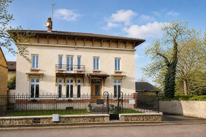 Chambre d’hôte pour 2 personnes, avec Terrasse ainsi que Jacuzzi et Sauna en Champagne-Ardenne