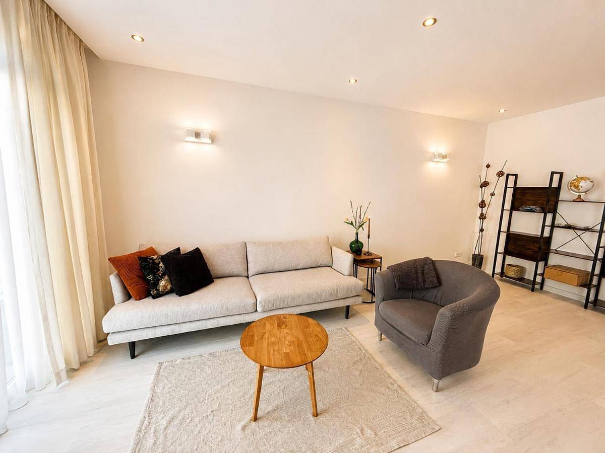 Appartement entier, Two-Bedroom Apartment in Côte hollandaise