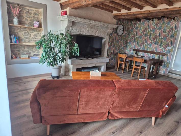 Gîte pour 4 personnes, avec jardin ainsi que jacuzzi et terrasse à Rauville-la-Place