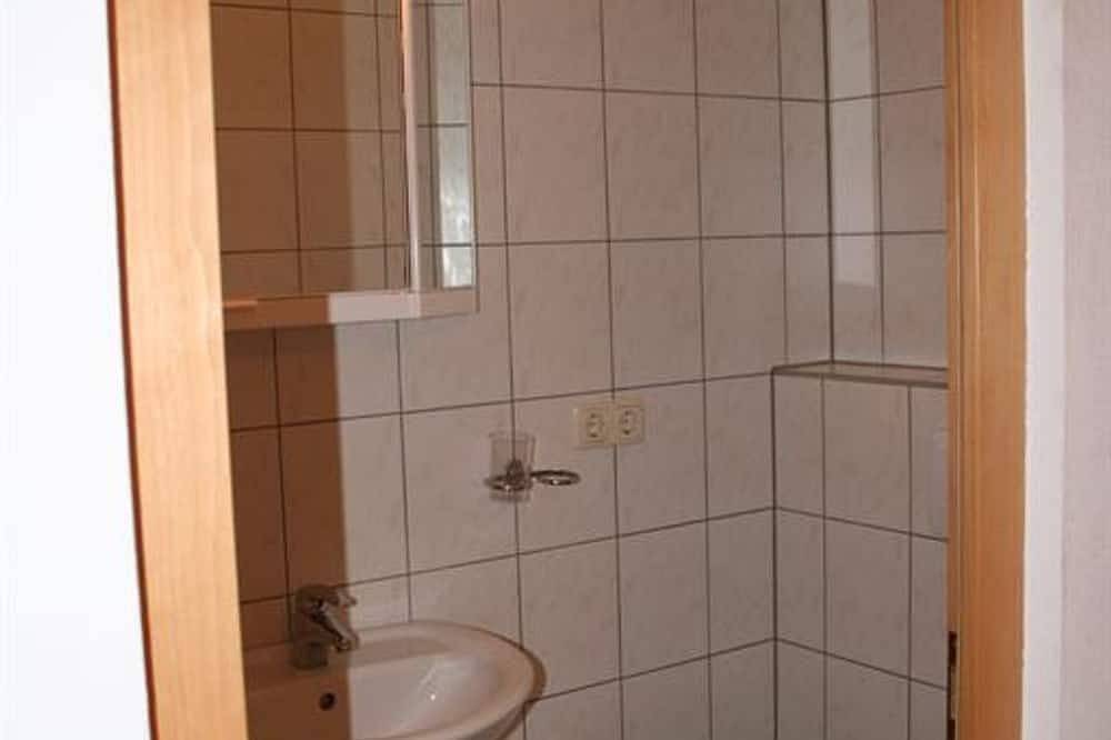 Ganze Wohnung, Kleine Ferienwohnung (1-2 Personen) - Haus Nigsch in Sonntag, Bezirk Bludenz