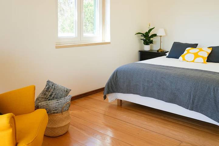 Location de vacances pour 10 personnes, avec jardin ainsi que piscine et balcon, animaux acceptés à Mafra - 2