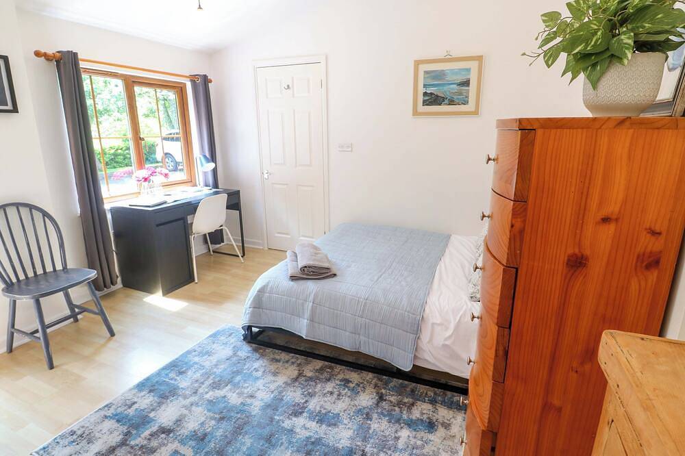 The Cow Shed, romantic, with a garden in Truro in Cornwall