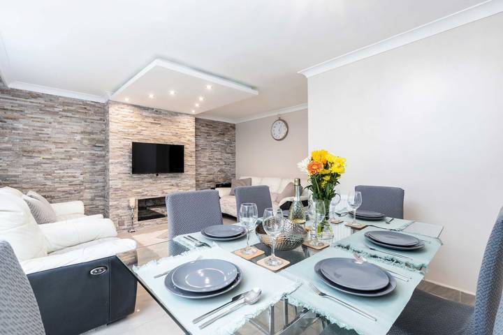 Apartment for 6 people, child-friendly in Sheffield