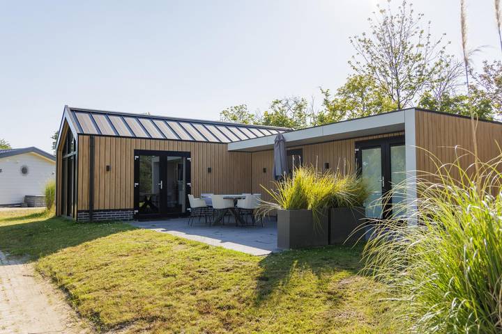 Lodge für 6 Personen, mit Seeblick