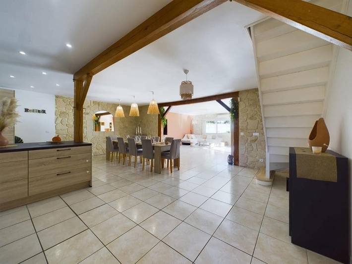 Location de vacances pour 12 personnes, avec jacuzzi à Thoury-Férottes