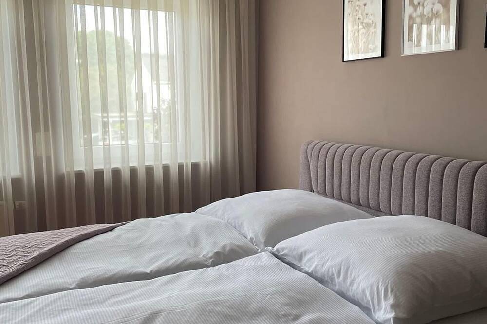 Ganze Wohnung, Auszeit für Genießer - Ferienwohnung in Wallersheim, Koblenz