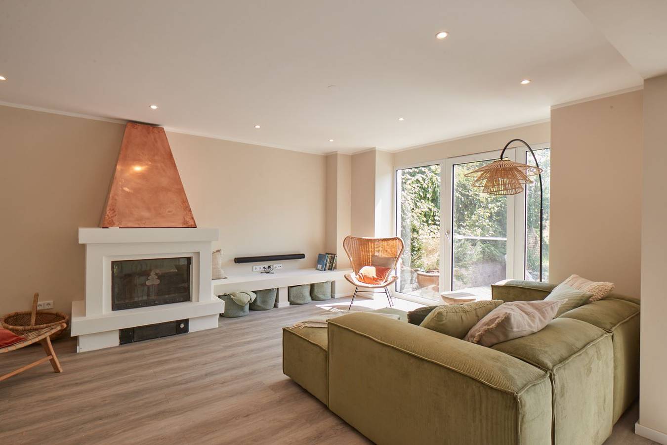 Hochwertiges und lichtdurchflutetes ca.232qm großes Smarthome in Strandnähe in St. Peter-Bad, St. Peter-Ording